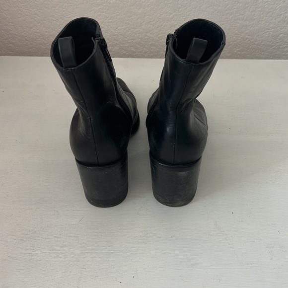 Wittner Leather Pointed Toe Ankle Boots - Picture 3 of 4